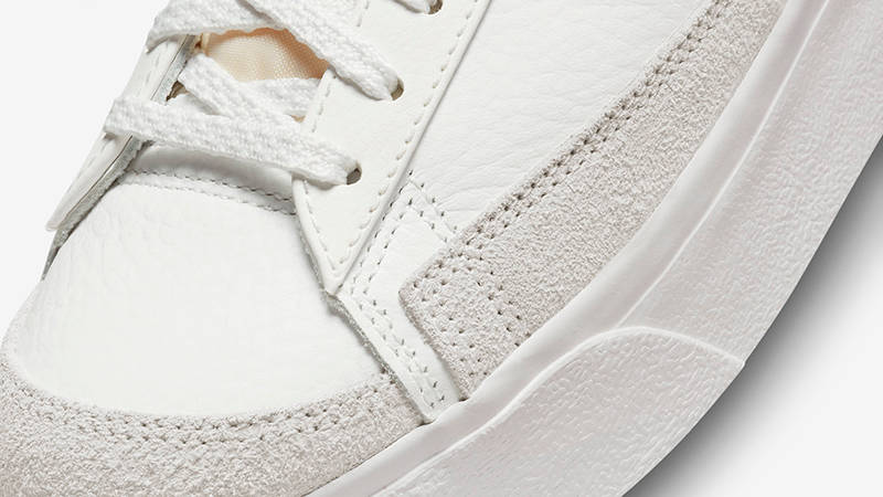 Nike Blazer Low Platform White Pink DX8947-100 Detail