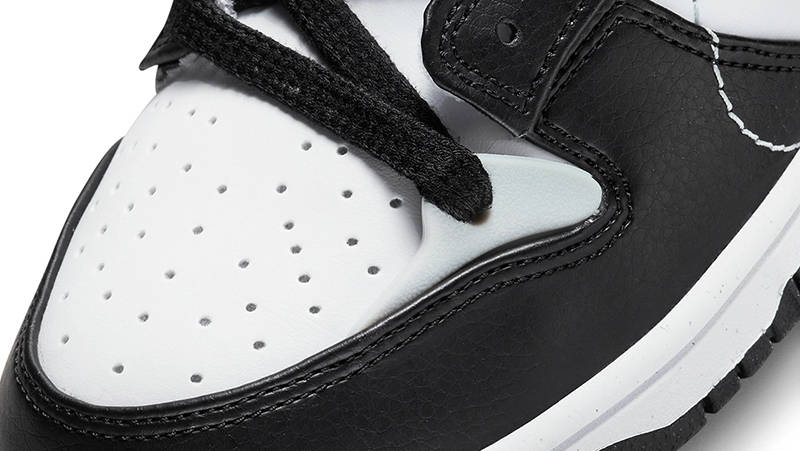 Nike Dunk Low Disrupt 2 Panda DV4024-002 Detail