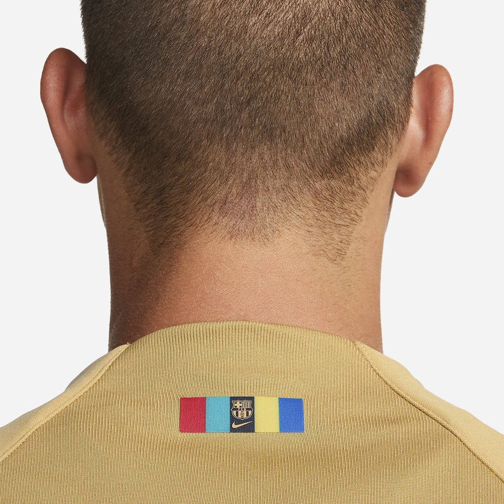 Nike F.C. Barcelona Academy Pro Football Jacket DM2907-714 Detail 3