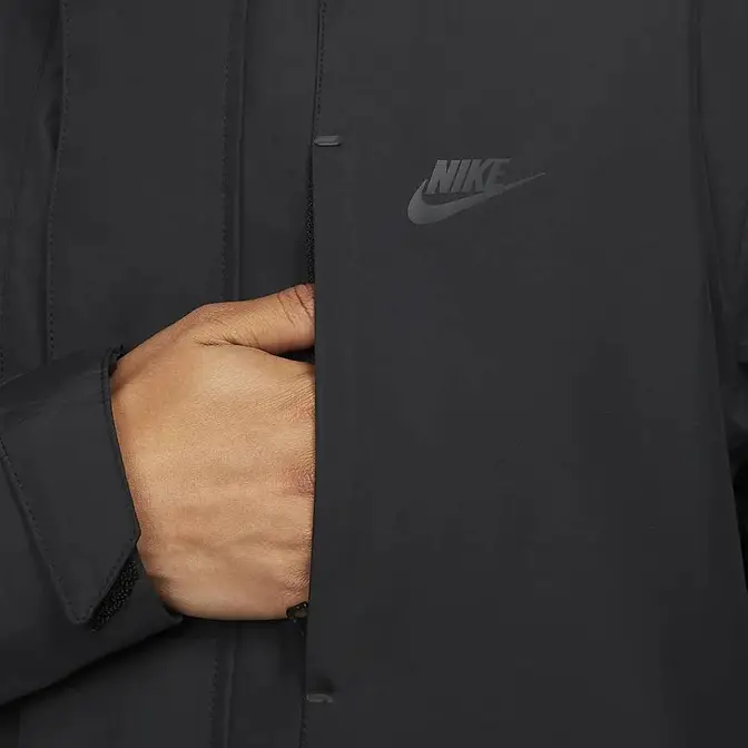 Nikelab tech outlet shield