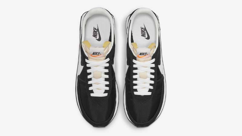 nike waffle trainer 2 black white