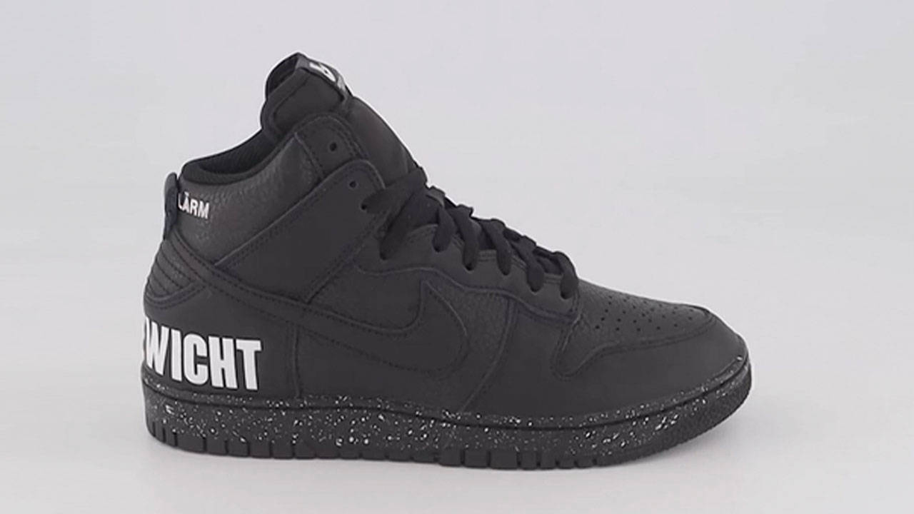 Offspring's Summer Sale Is Stuffed With Scorching Sneaker Steals!
