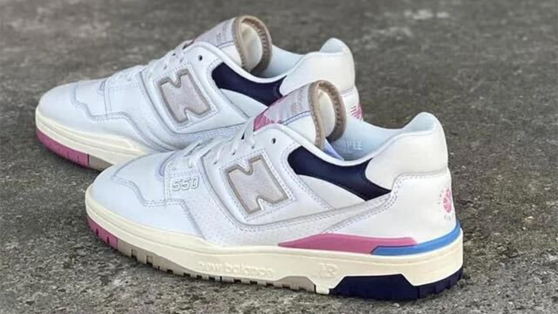 Pink blue mocha
