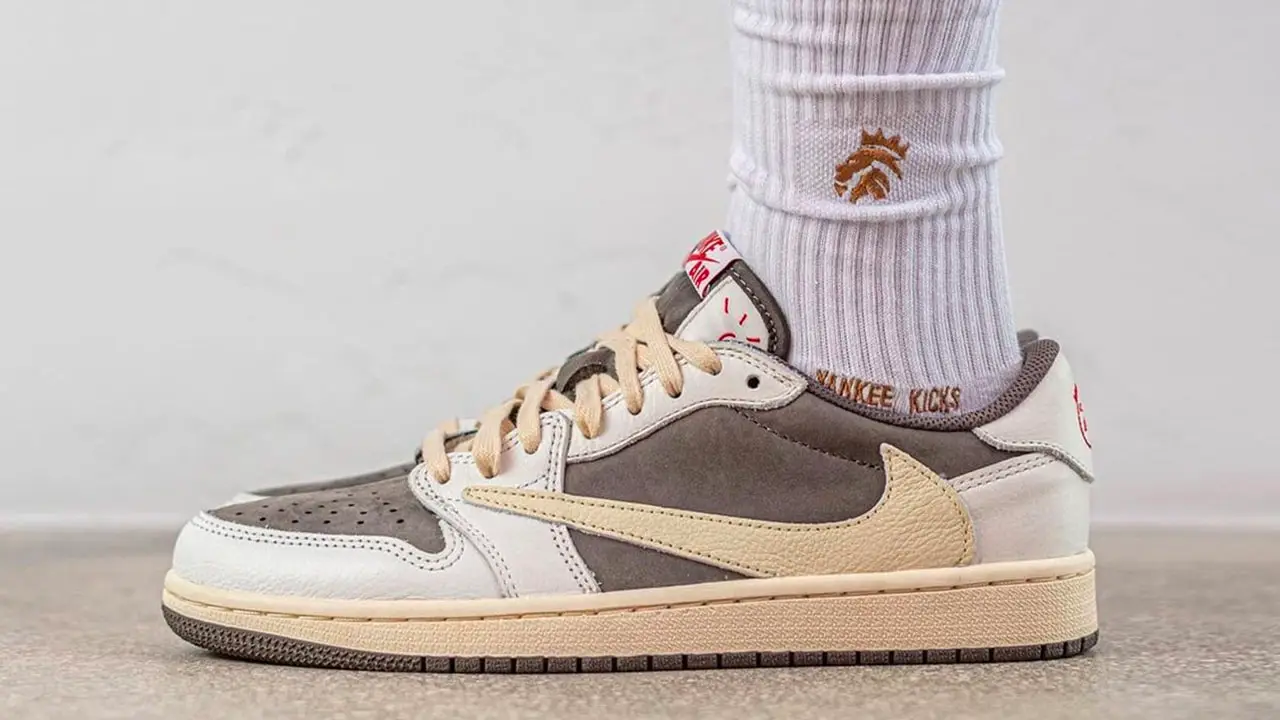 How to Cop the Travis Scott x Air Jordan 1 Low 