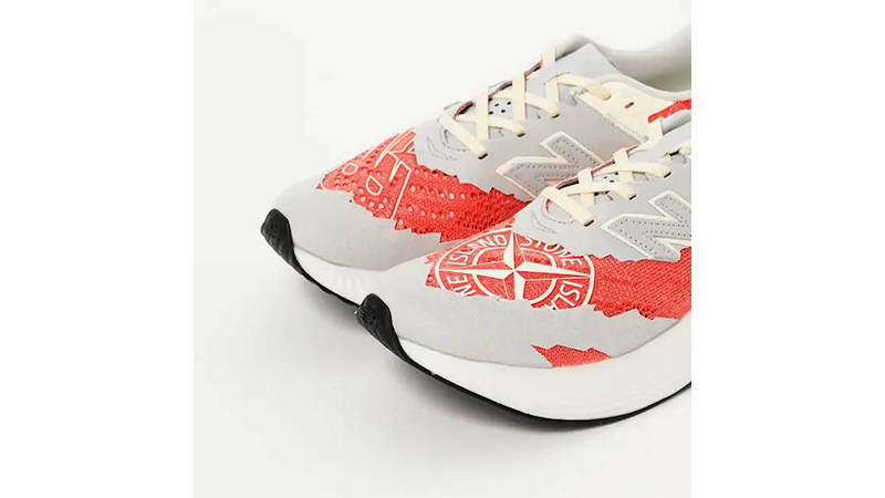 Stone Island x TOKYO DESIGN STUDIO x New Balance RC Elite Grey MSRCELST closeup