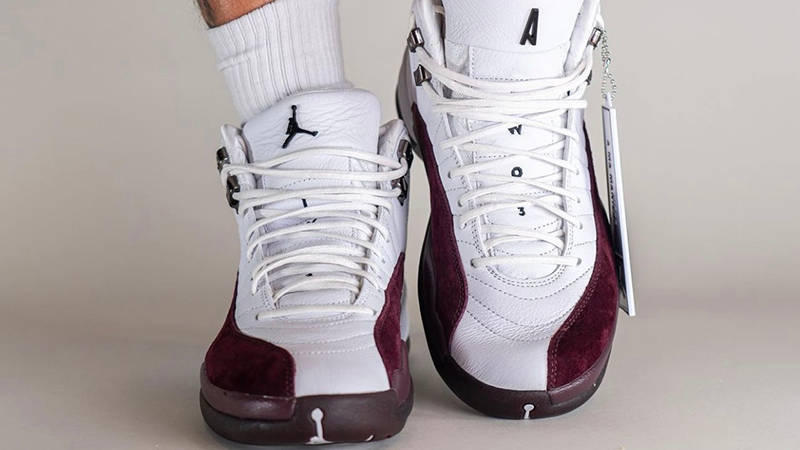 Air jordan best sale 12 maroon