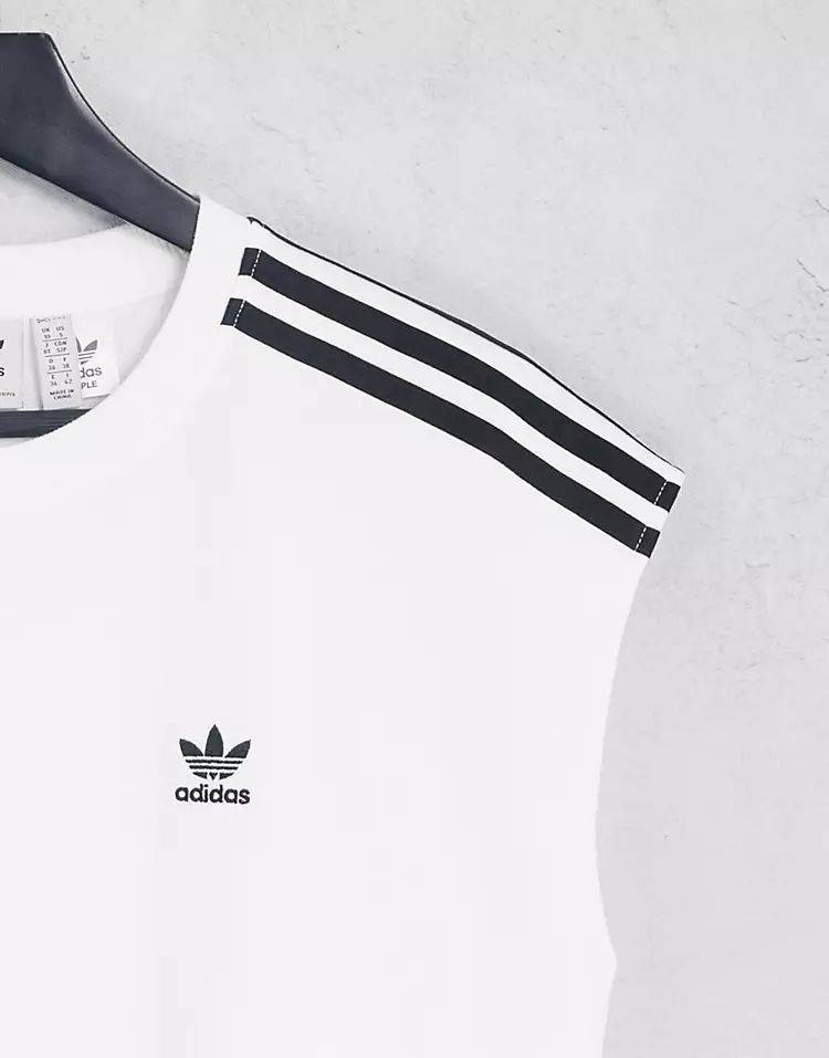 adidas Originals Deep Waistband T-shirt White Closeup Logo