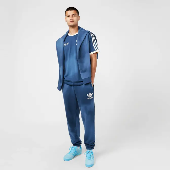 Adidas Originals Men's orders Graphics Mellow Ride Club Hoodie with sweatpants