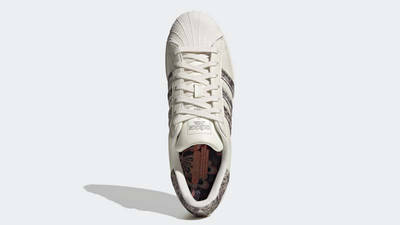 adidas Superstar Off White Gold Metallic Middle