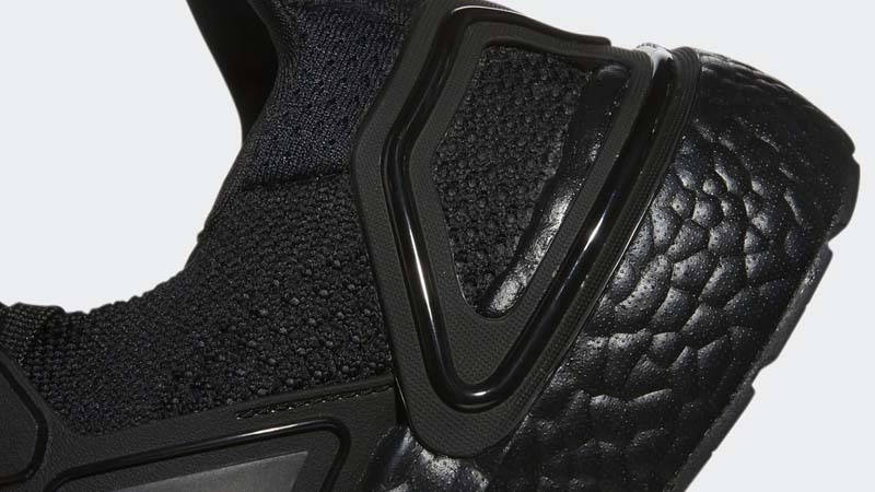 adidas Ultra Boost 19.5 DNA Triple Black Closeup