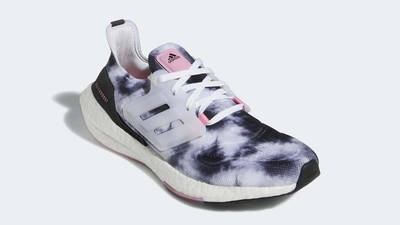 adidas Ultra Boost 22 White Bliss Pink Front