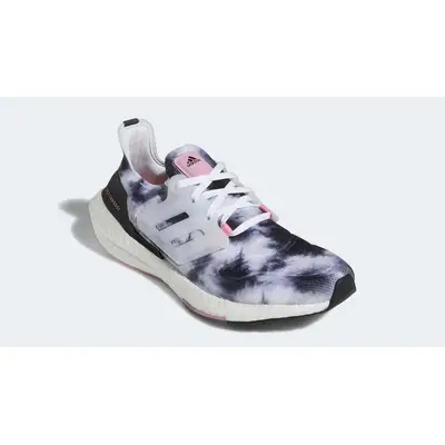 adidas edition Ultra Boost 22 White Bliss Pink Front