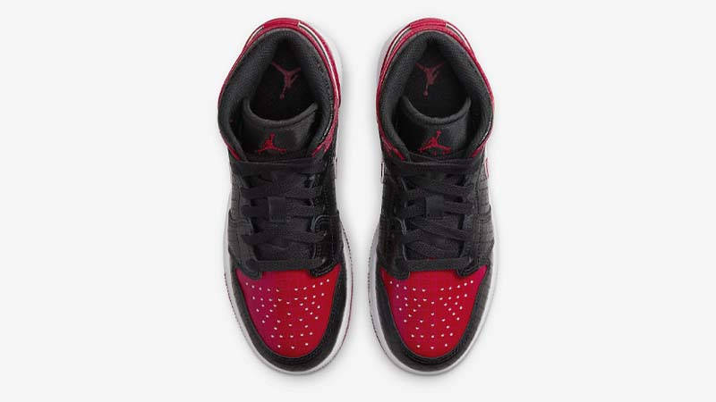 Air Jordan 1 Mid GS Bred Middle