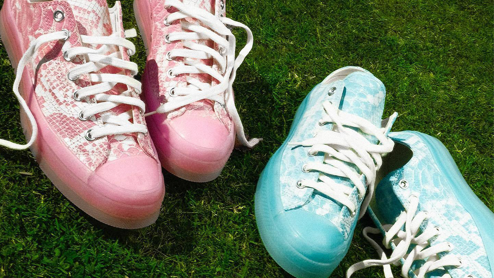 Image via GOLF WANG How to Clean Grass Stains From Shoes