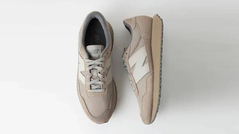 Green Label Relaxing × New Balance 237 Beige MS237GLR Top