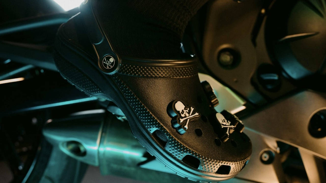 Mastermind x Crocs 1