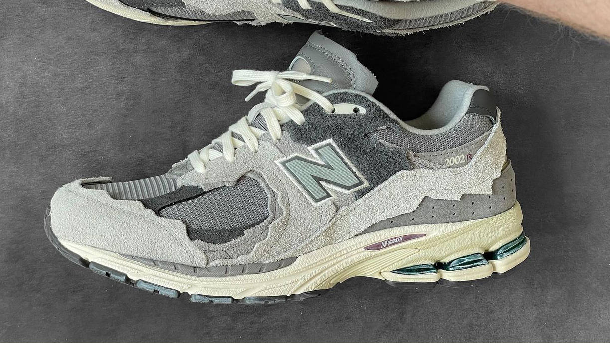 New Balance 2002R Protection Pack Rain Cloud