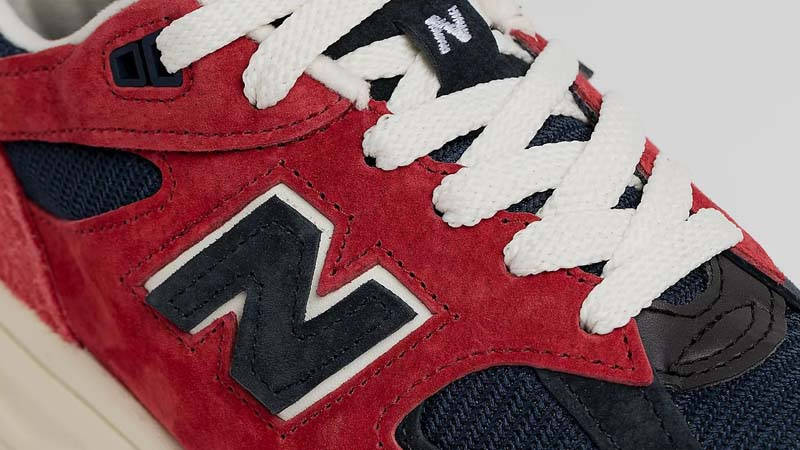 New Balance M990V2 Made in USA Chrysanthemum M990AD2 Closeup