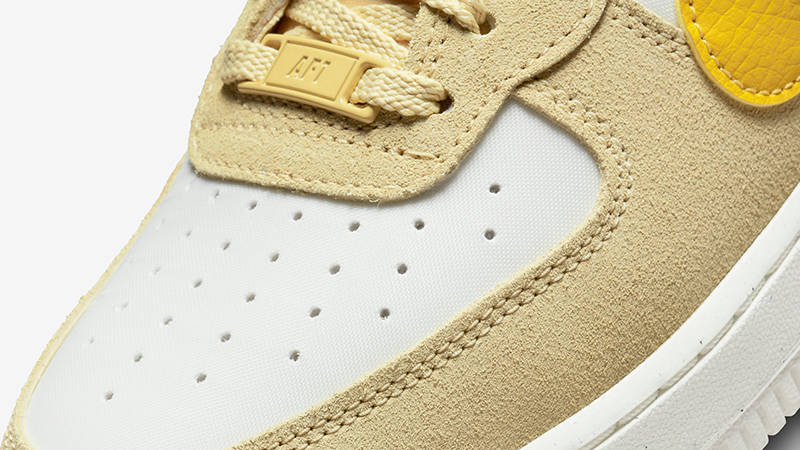 Nike Air Force 1 High Sesame DO9460-200 Detail