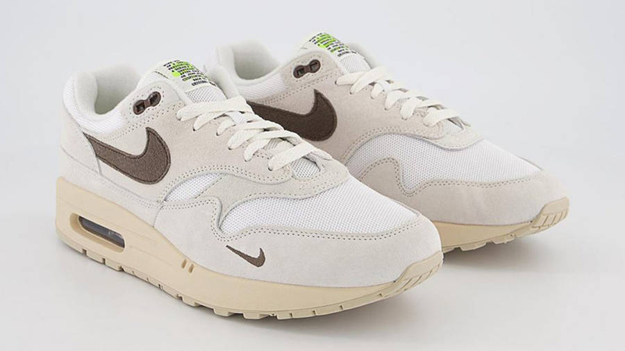 nike-air-max-1-sail-ironstone-dz4494-100-front_w900