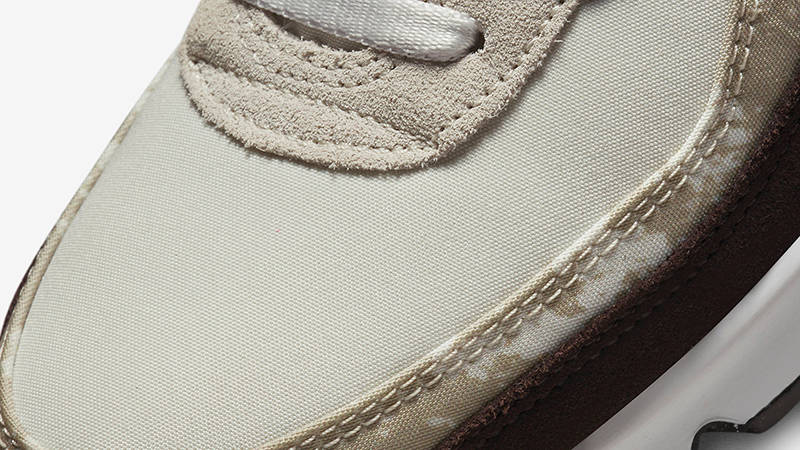 Nike Air Max 90 Social FC DX3576-001 Detail