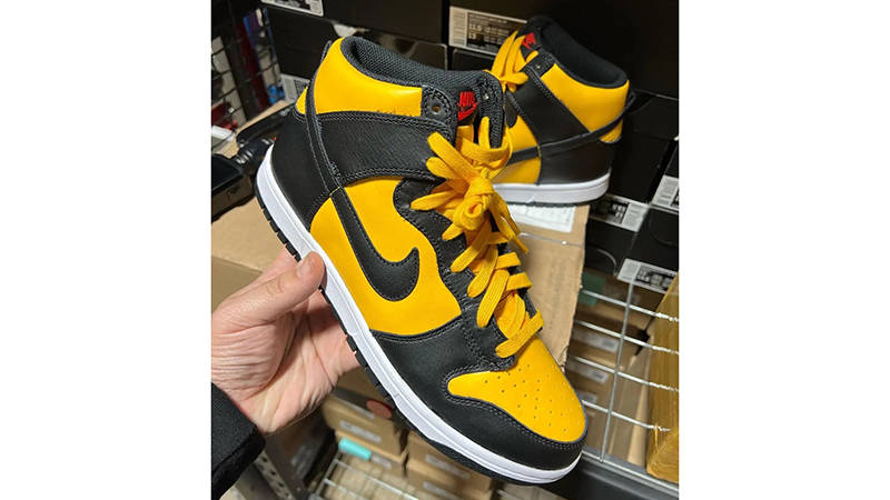 Nike Dunk High Reverse Goldenrod Side