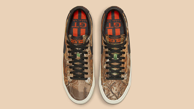 Nike SB Blazer Low GT Realtree DO9398-001 Top