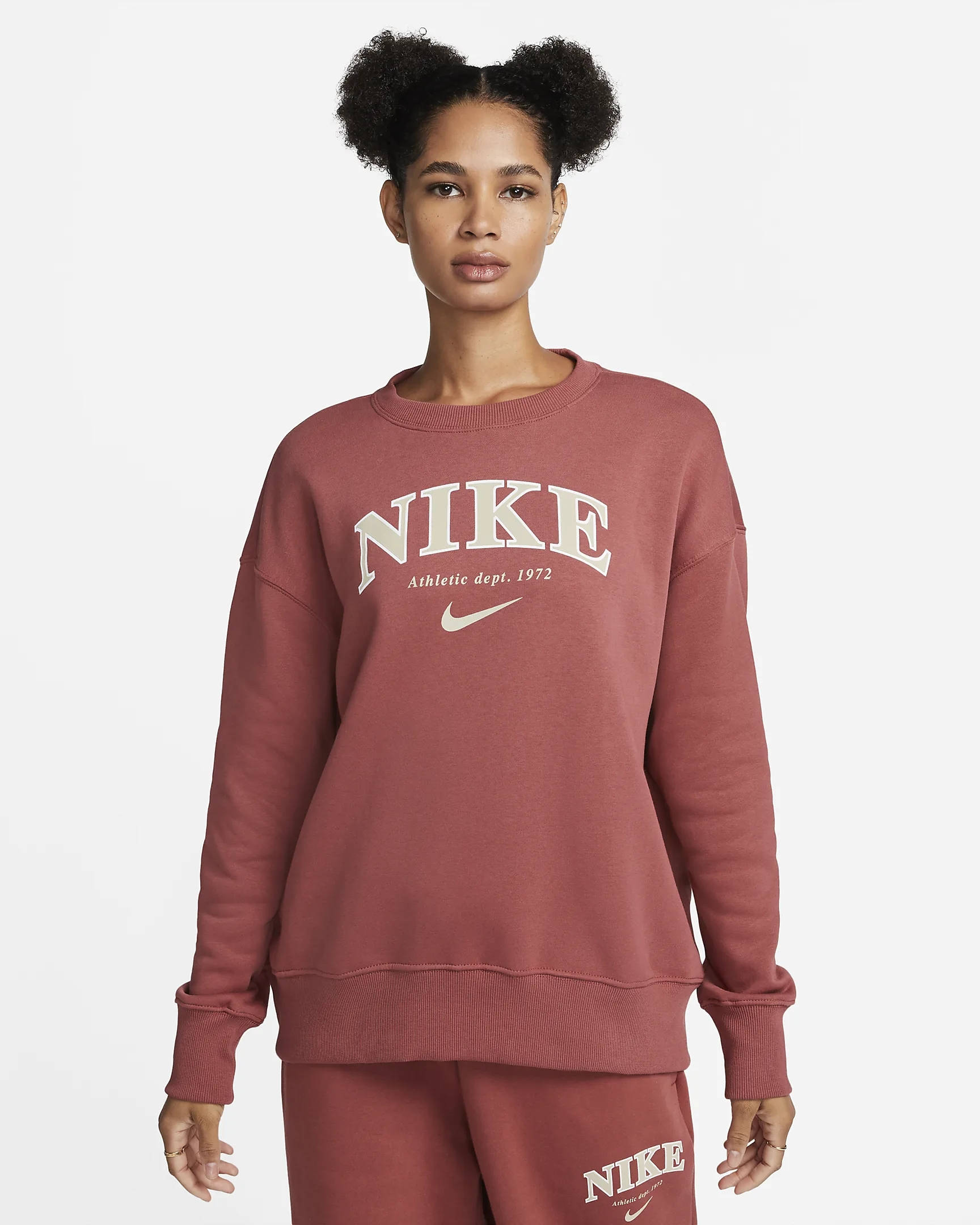 vreemd haar Banyan Nike Sportswear Phoenix Fleece Oversized Crew Neck Sweatshirt | Where To  Buy | FB9960-063 | The Sole Supplier