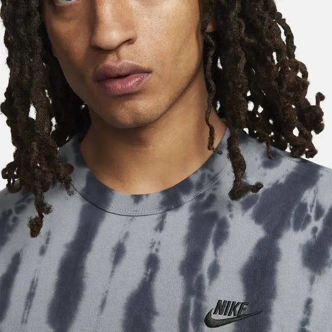 Nike Sportswear Premium Essentials Men's Tie-Dye Max90 T-Shirt