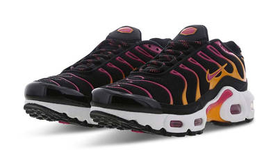 Nike TN Air Max GS Black Active Pink Front