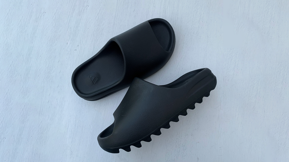 Here's How You Can Cop The Yeezy Slide "Onyx" Restock Onyx Yeezy Slides RESTOCK