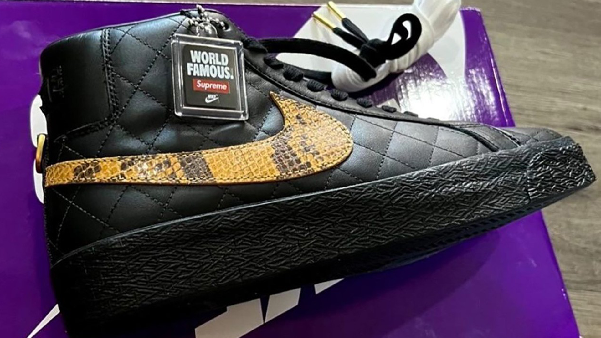 Supreme x Nike SB Blazer "Black"
