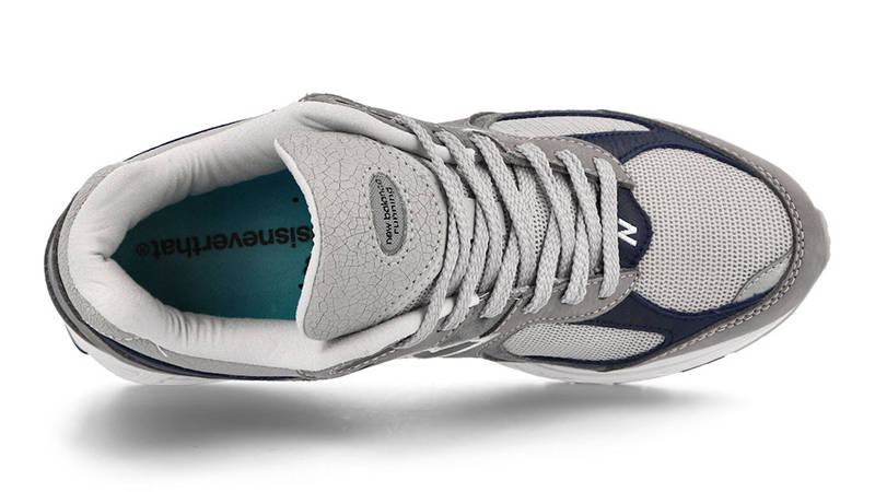 thisisneverthat x New Balance 2002R Grey M2002RTH Top