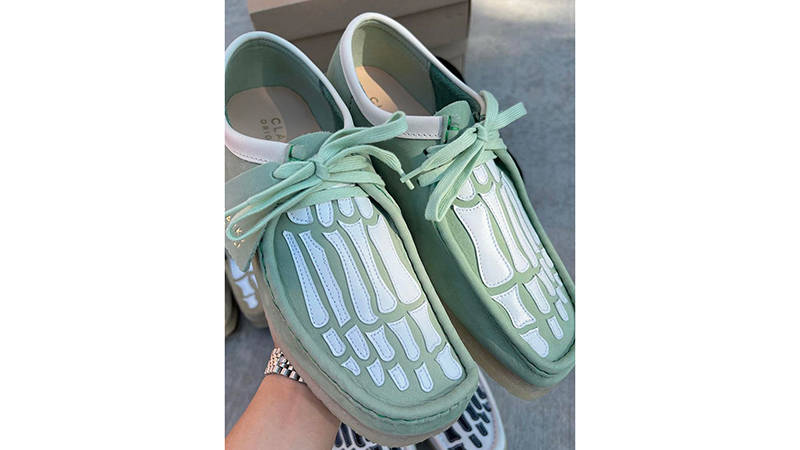Vandy The Pink x Clarks Wallabees Skeletal Sage Green TOp 2