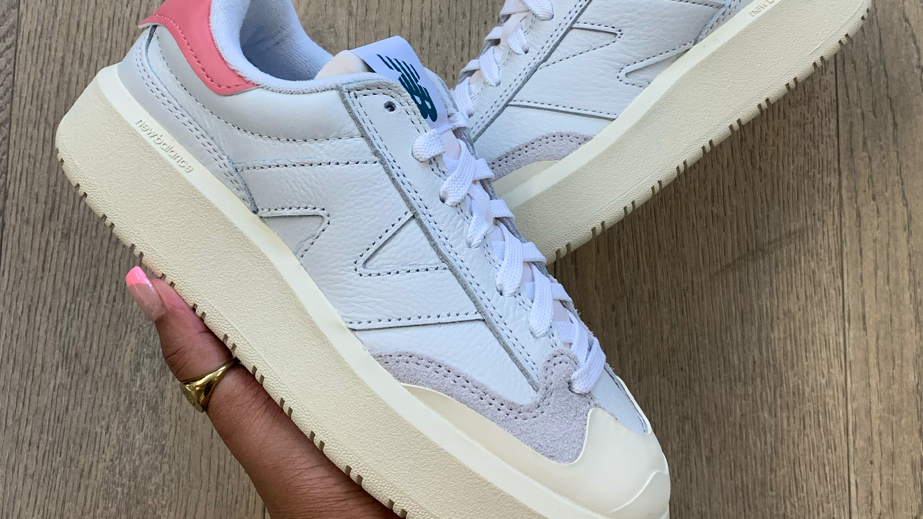 White Natural Pink CT302