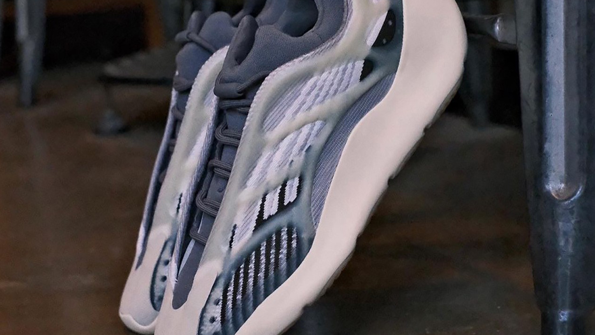 Yeezy 700 V3 Fade Salt