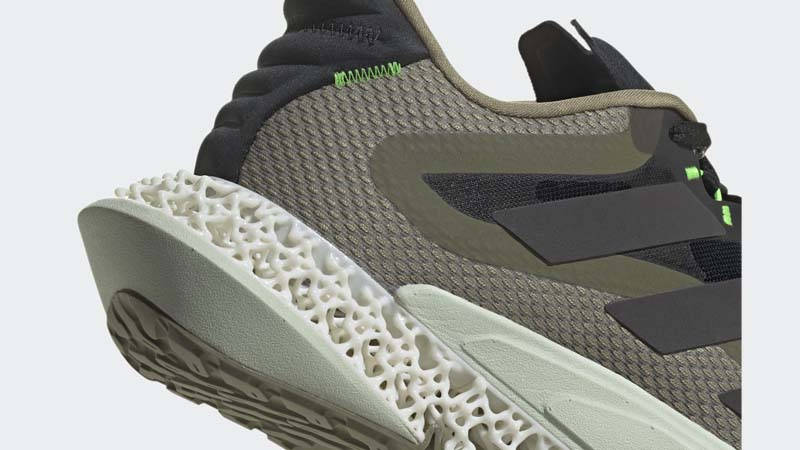 adidas 4DFWD 2 Night Metallic Closeup