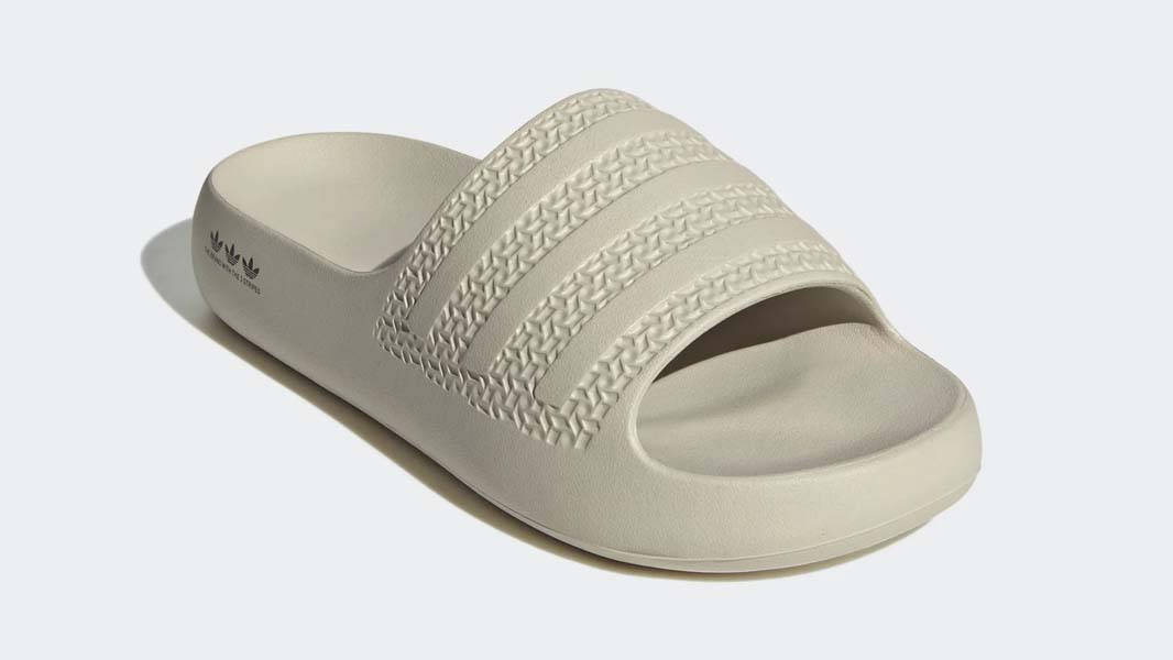 adidas Adilette Ayoon Slides Bliss Front