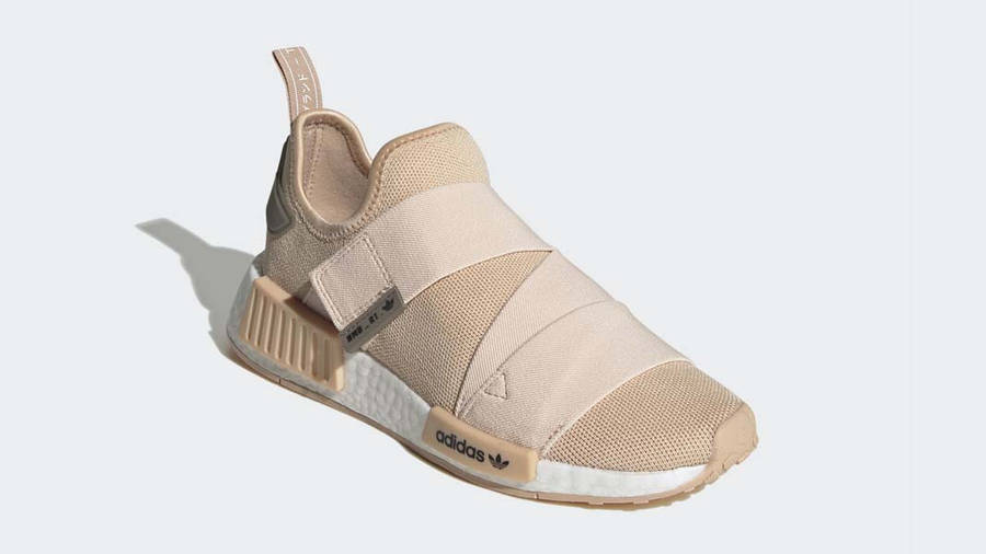 nmd r1 halo blush