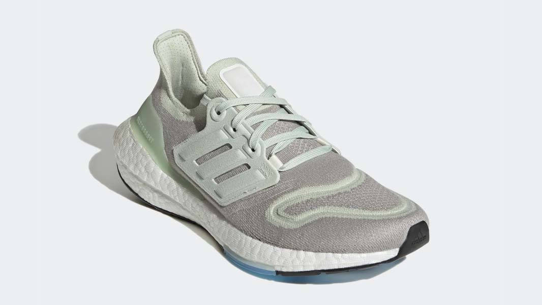 adidas Ultra Boost 22 Metal Grey Front