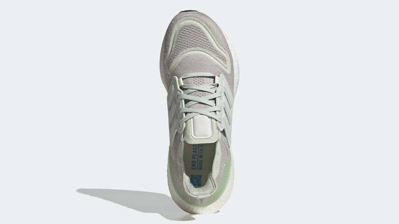 adidas Ultra Boost 22 Metal Grey Middle