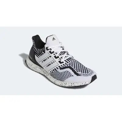 adidas Ultra Boost 5.0 DNA White Black Front