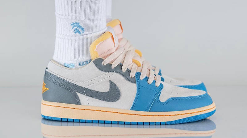 Air Jordan 1 Low SE Tokyo Vintage DZ5376-469 Release