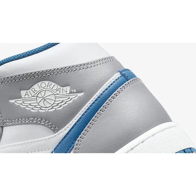 Shop Jordan Air Jordan 1 Mid DQ8426-014 grey