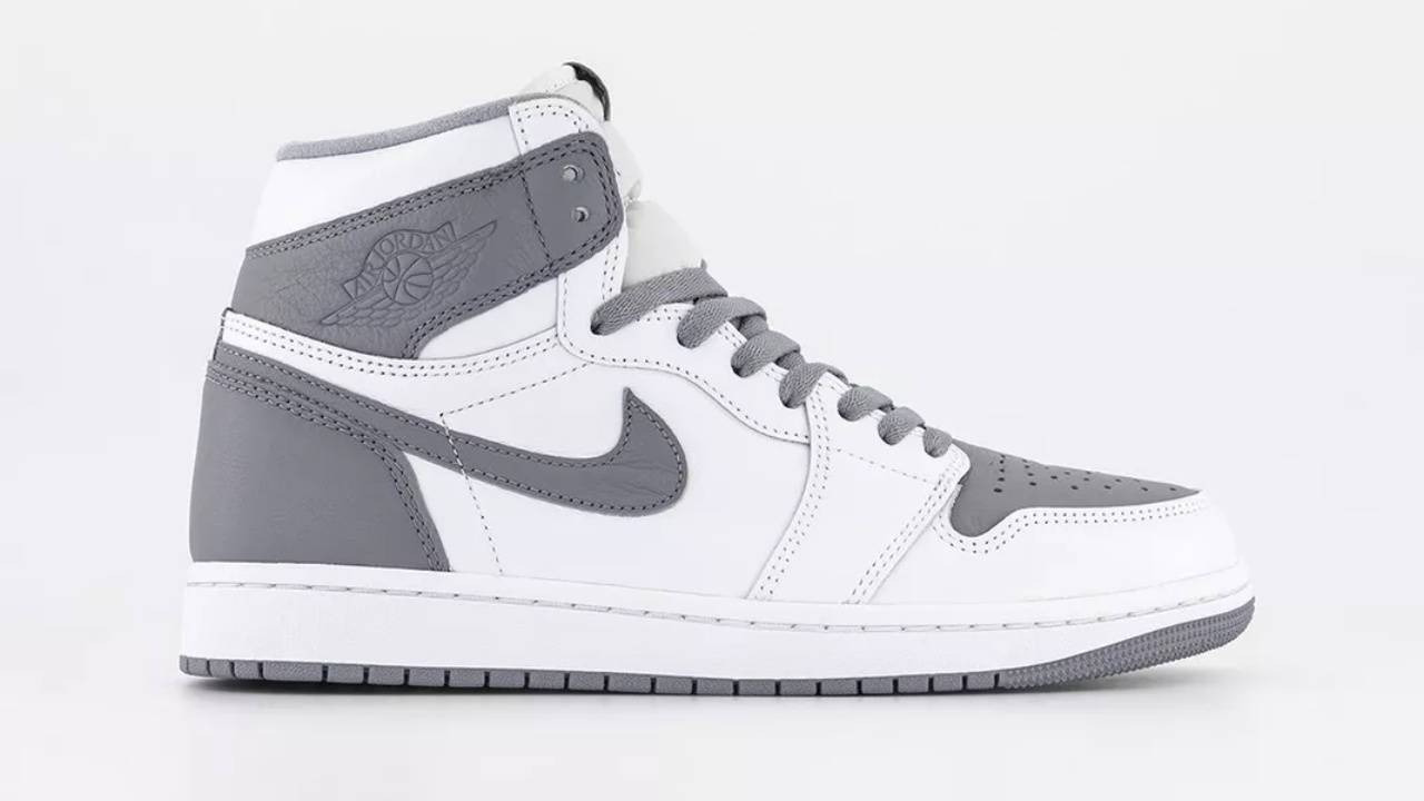 AJ1 Stealth