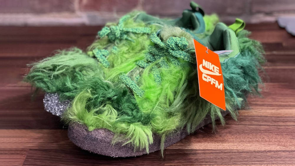 Image via Sole Retriever CPFM x Nike Dunk Low “Grinch”