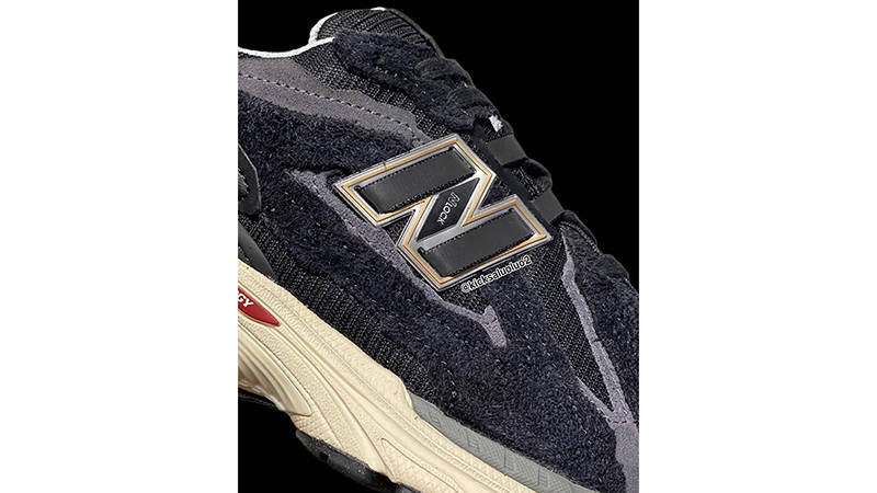 New Balance 1906R Protection Pack Navy Grey Detail