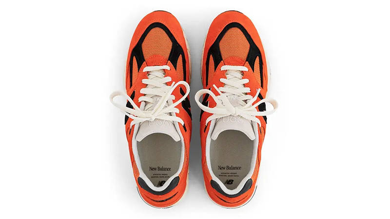 Orange and black store new balance 990