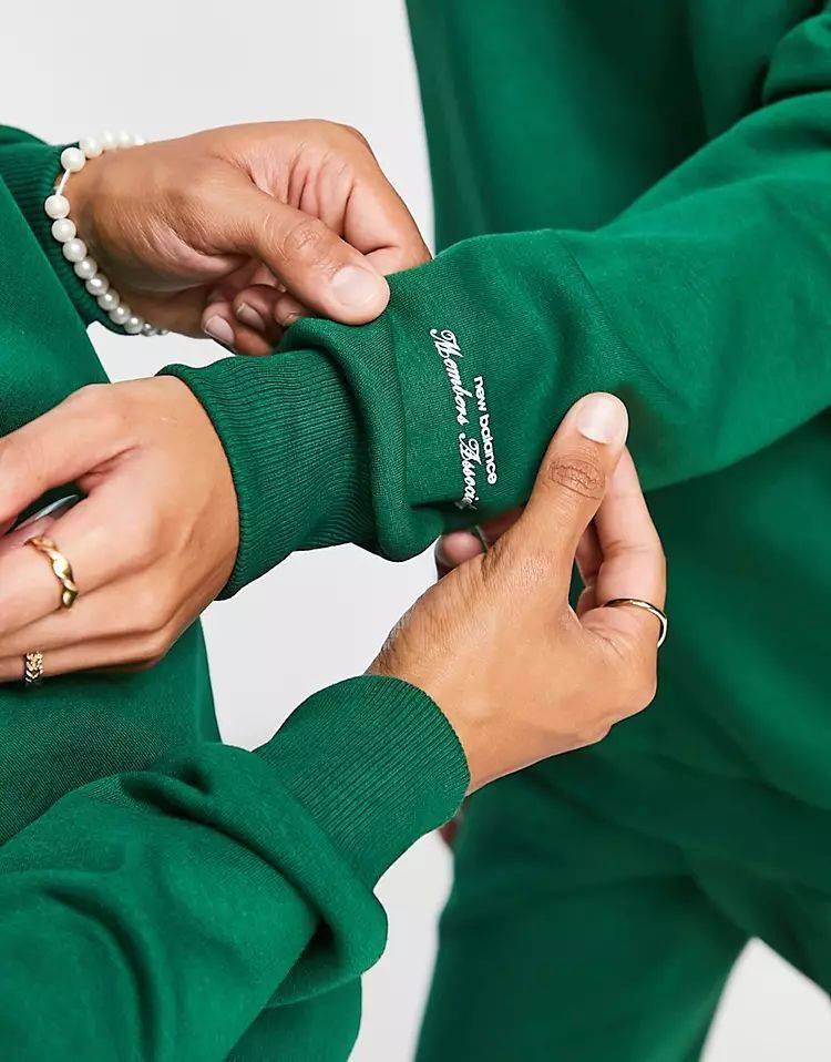 New Balance Members Club Sweatshirt Green Sleeve