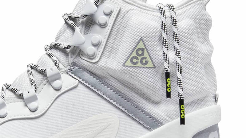 acg white boots